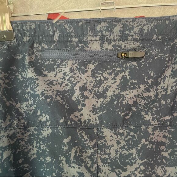 Brooks Blue and Slate Blue Womens Running Shorts Large #02 - Picture 3 of 5